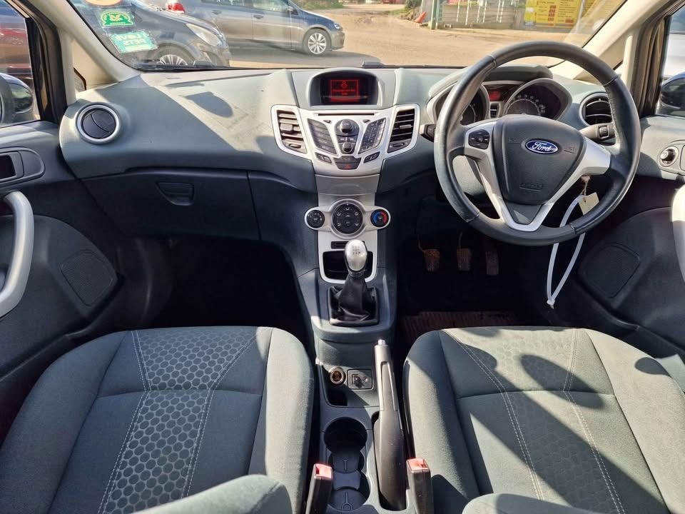 Used Ford Fiesta 2010 for sale - 78065555: Photo 10