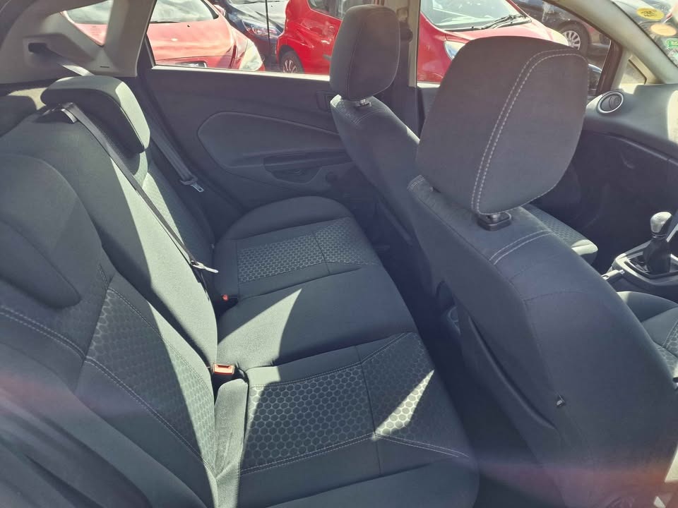 Used Ford Fiesta 2010 for sale - 78065555: Photo 13