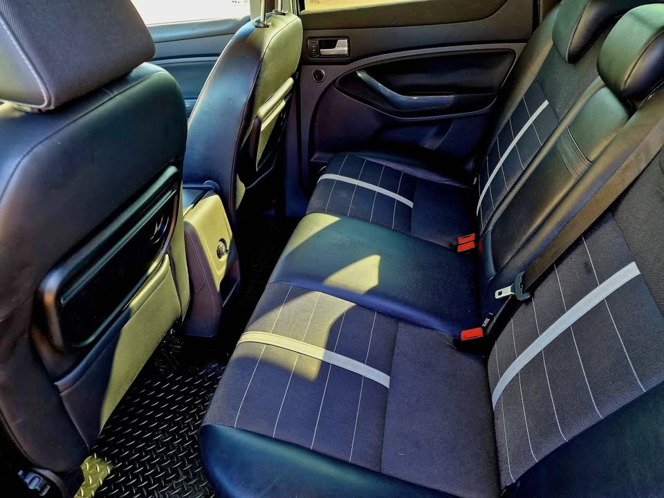 Used Ford Kuga 2008 for sale - 77380582: Photo 14