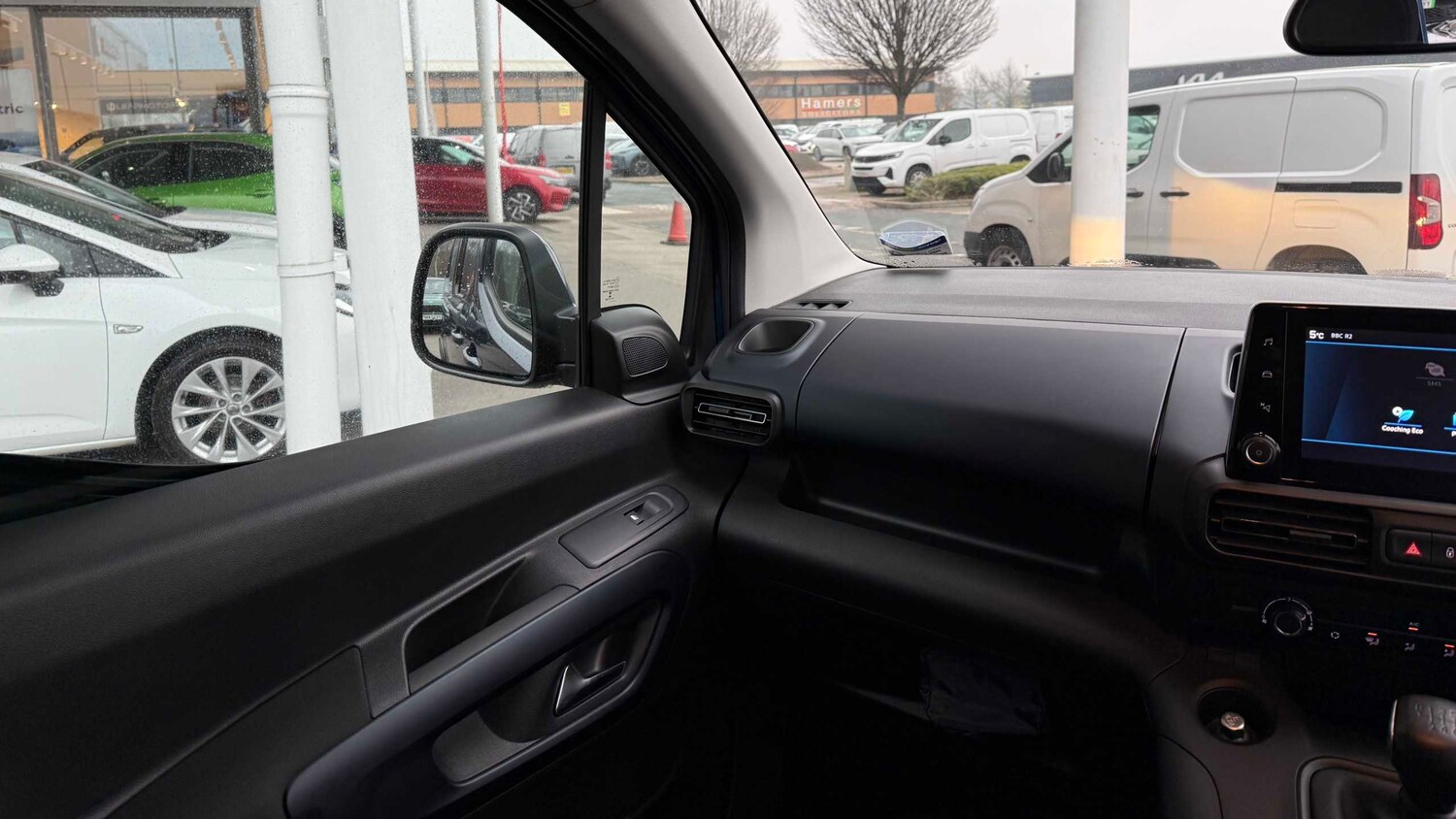 Used Peugeot Rifter for sale - 77857391: Photo 32