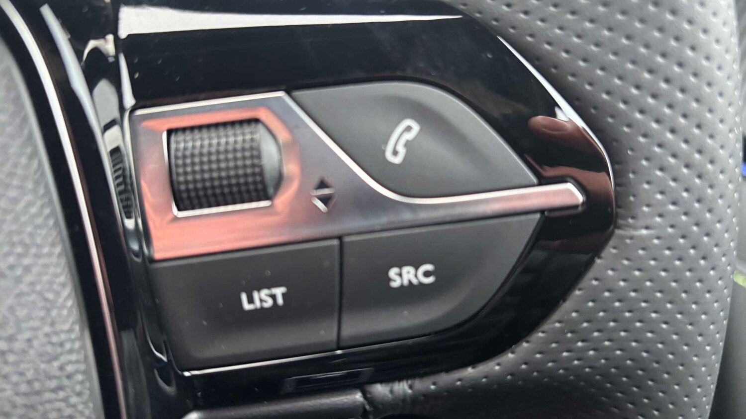 Used Peugeot 2008 2025 for sale - 77857457: Photo 18