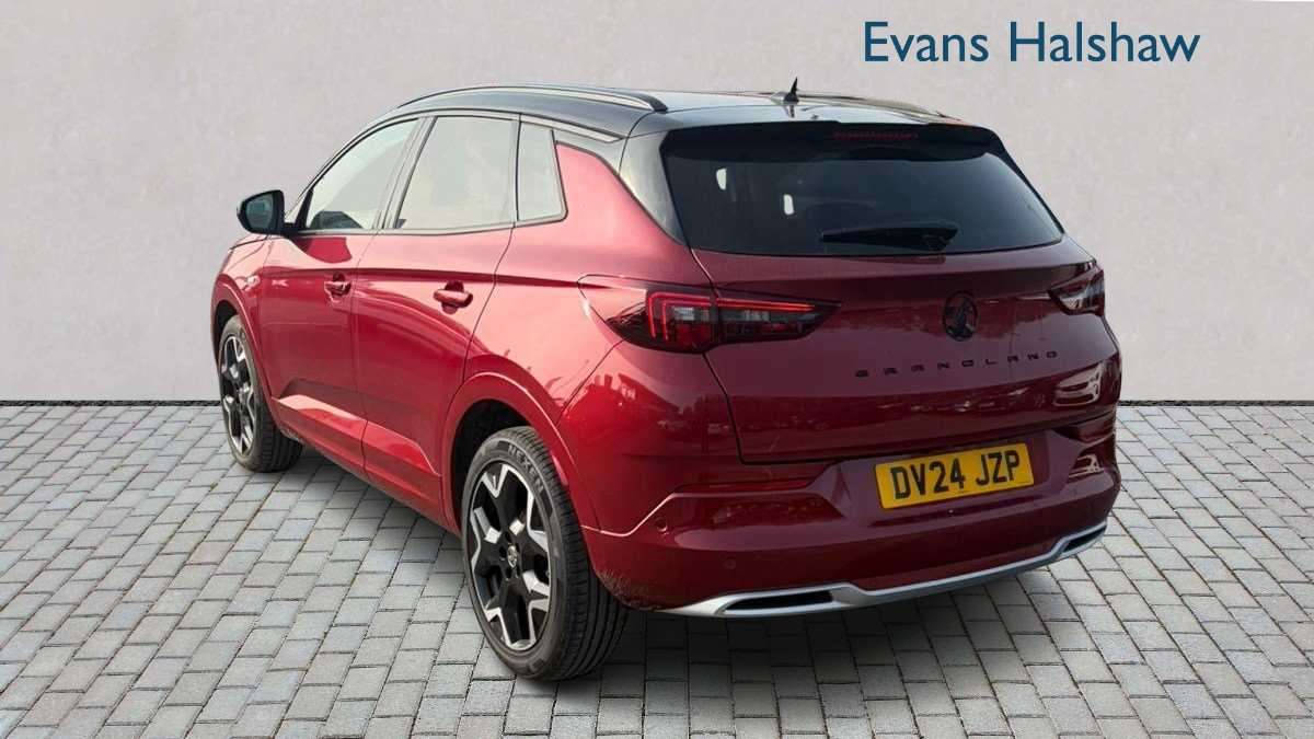 Used Vauxhall Grandland 2024 for sale - 78024025: Photo 2