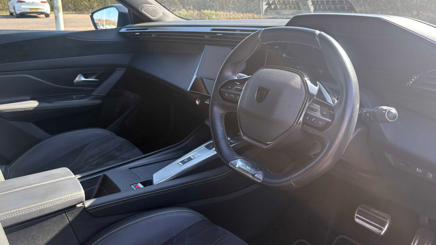 Used Peugeot 408 2023 for sale - 78208939: Photo 13