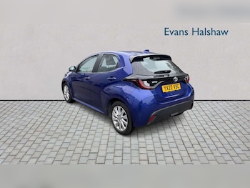 Used Toyota Yaris 2022 for sale - 79455795: Photo