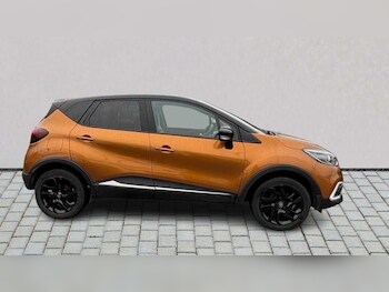 Used Renault Captur 2018 for sale - 77860908: Photo