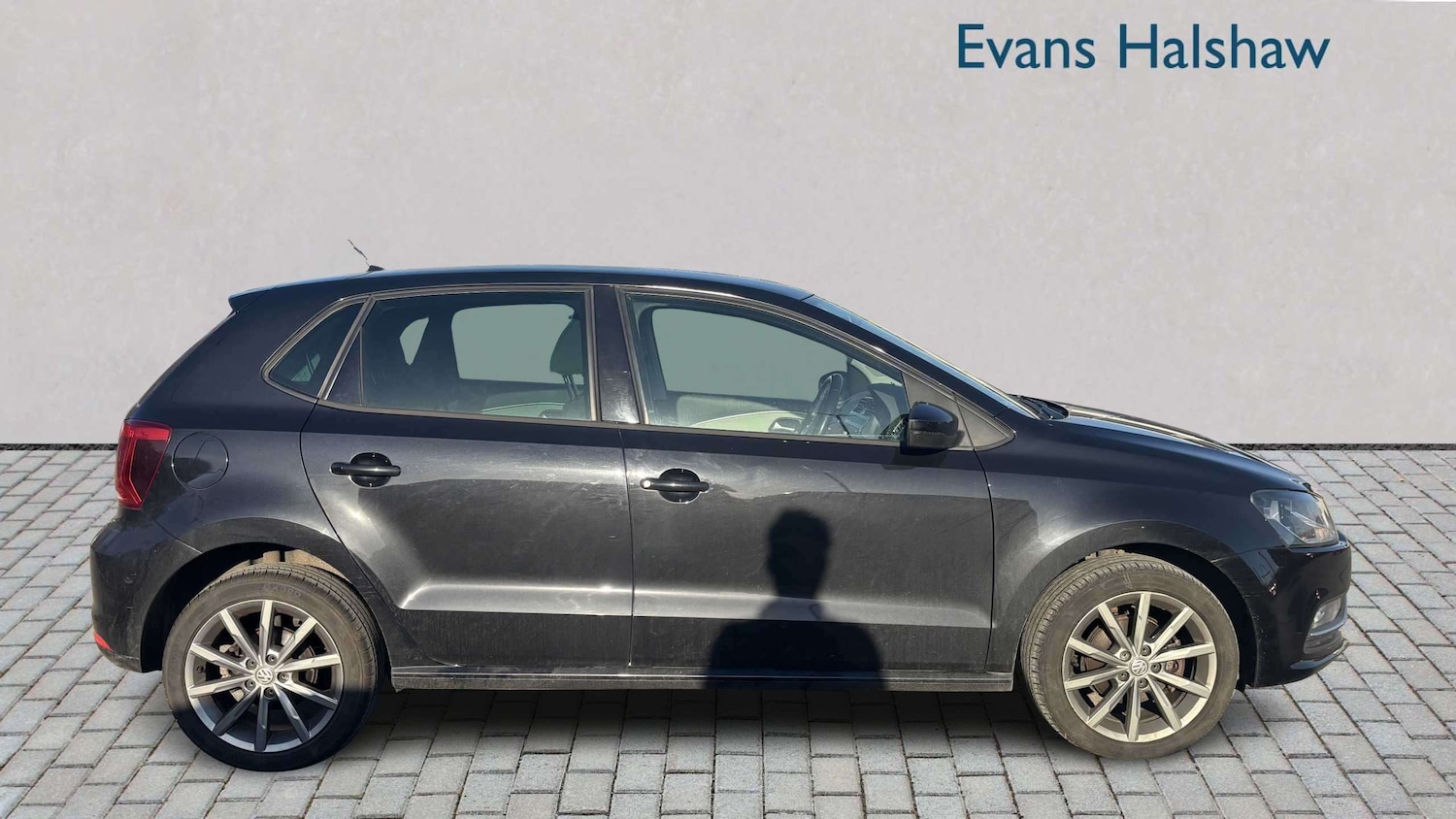 Used Volkswagen Polo 2015 for sale - 78010120: Photo 3