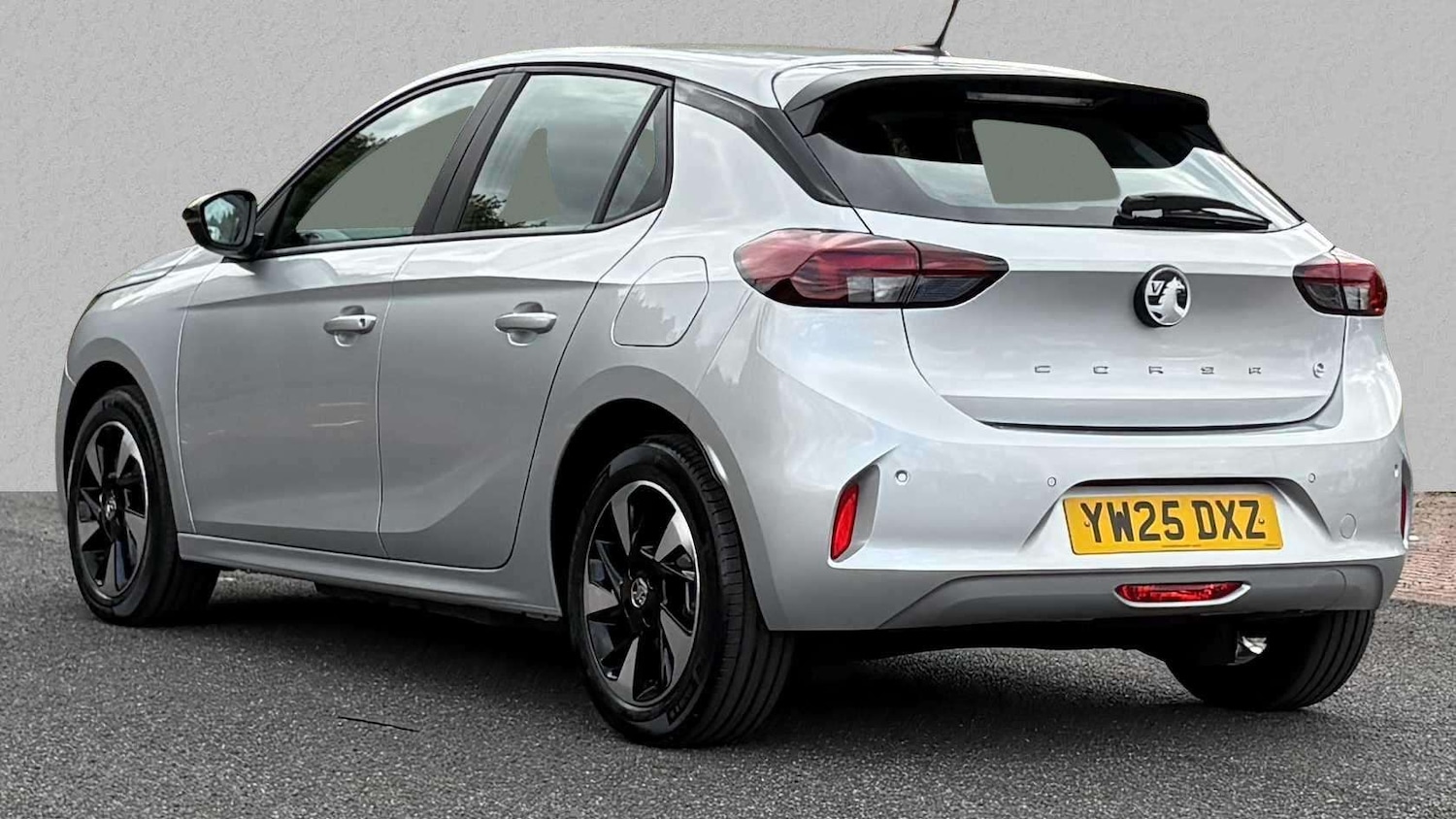 Used Vauxhall Corsa for sale - 77860198: Photo 2