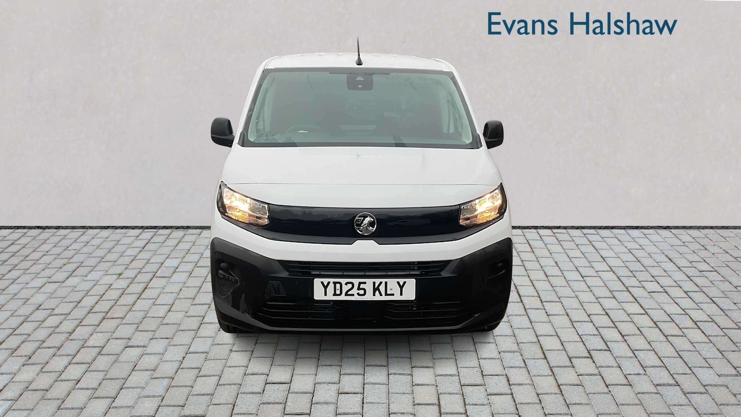 Used Vauxhall Combo 2025 for sale - 77861601: Photo 2