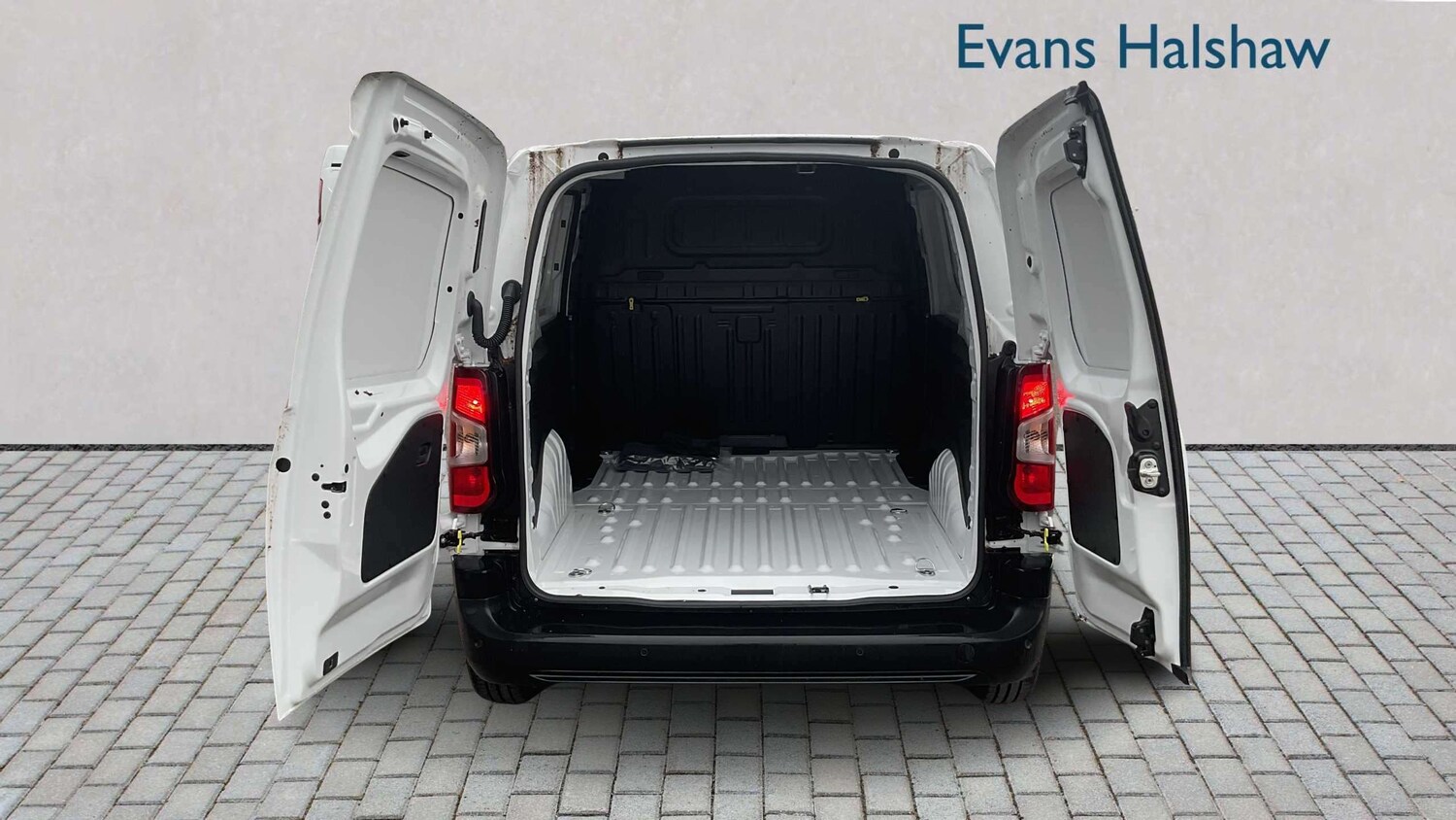 Used Vauxhall Combo 2025 for sale - 77861601: Photo 5