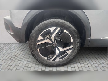 Used Peugeot 2008 2025 for sale - 79122628: Photo