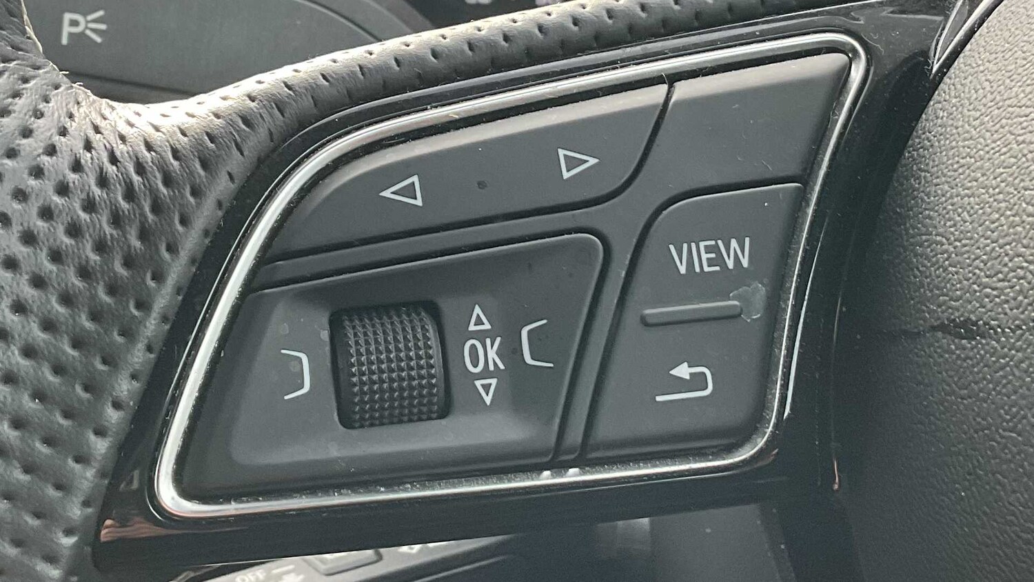 Used Audi Q2 for sale - 77860338: Photo 23