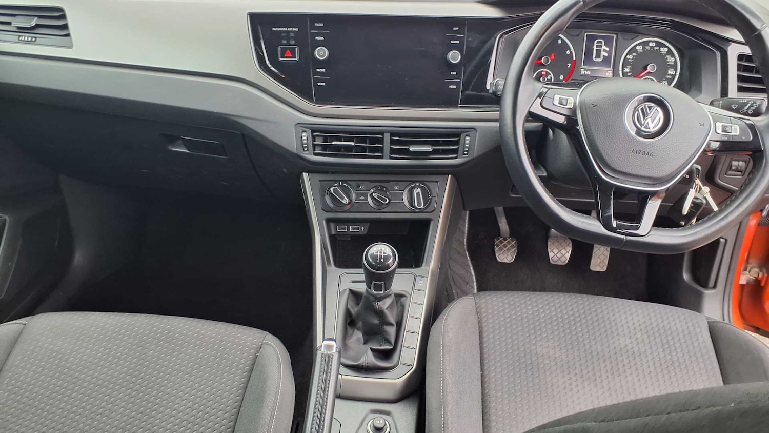 Used Volkswagen Polo for sale - 77860799: Photo 3