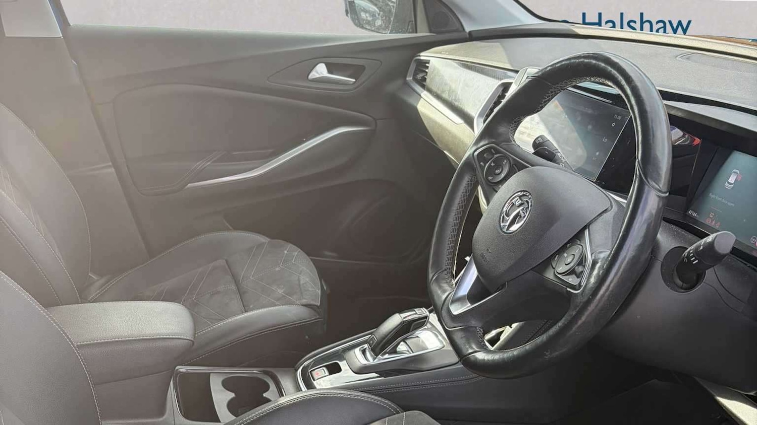 Used Vauxhall Grandland 2022 for sale - 78037502: Photo 2