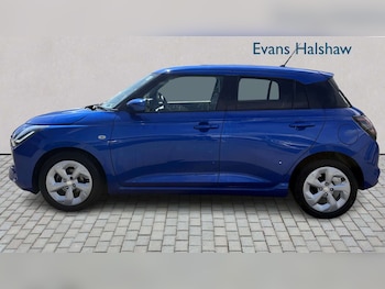 Used Suzuki Swift 2024 for sale - 78754628: Photo