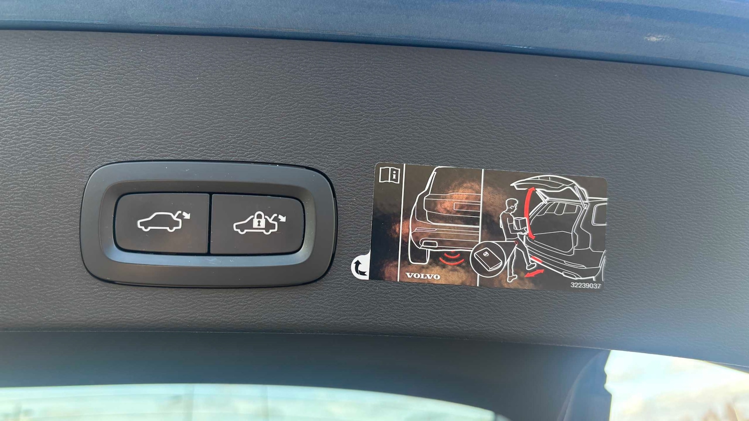 Used Volvo XC40 for sale - 77856815: Photo 10