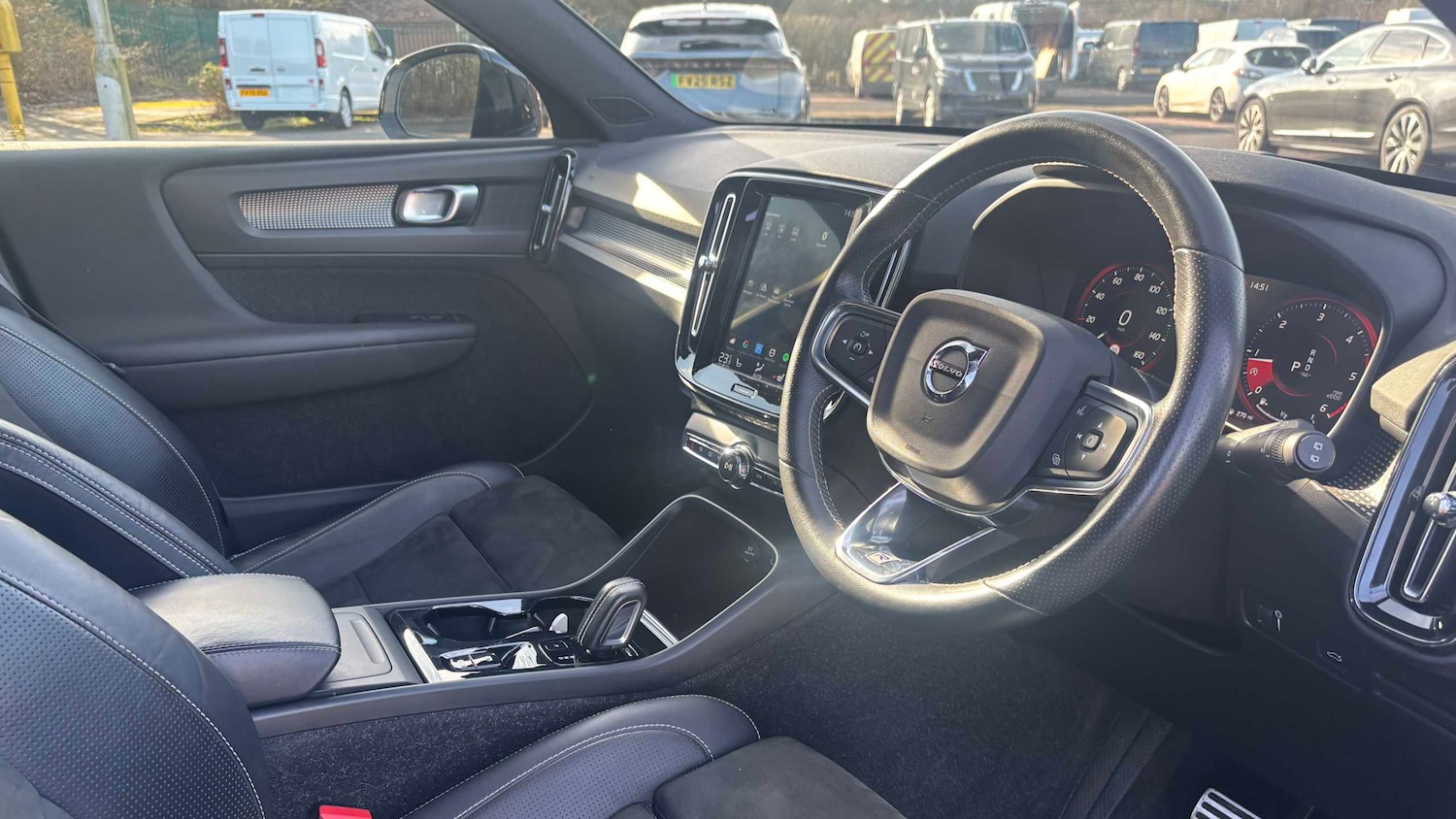 Used Volvo XC40 for sale - 77856815: Photo 14