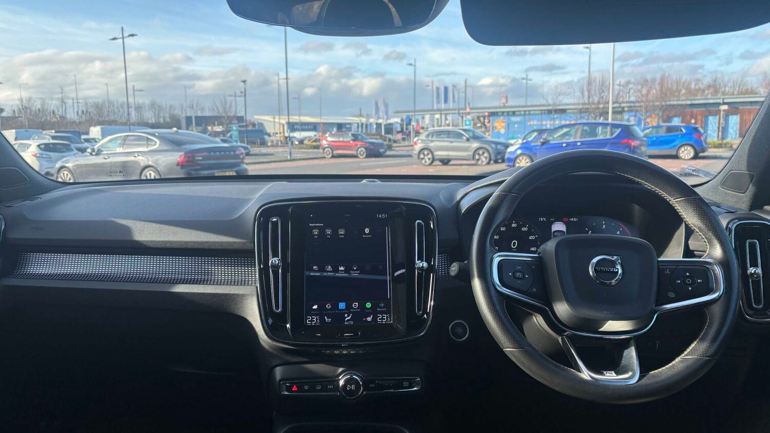 Used Volvo XC40 for sale - 77856815: Photo 9