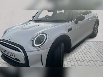 Used MINI Hatch 2023 for sale - 77859389: Photo