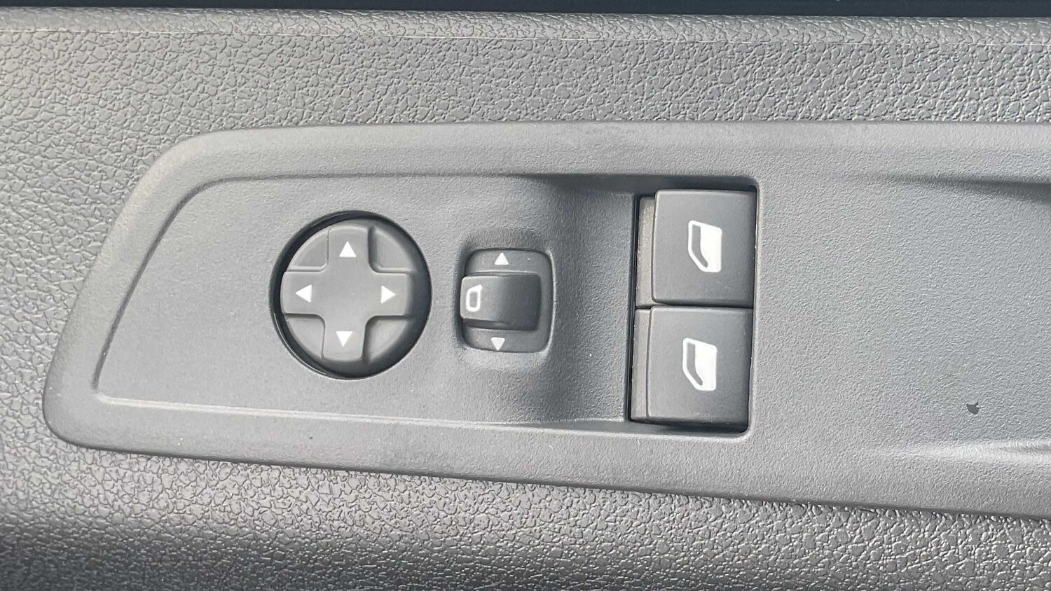 Used Vauxhall Vivaro 2025 for sale - 77861815: Photo 19