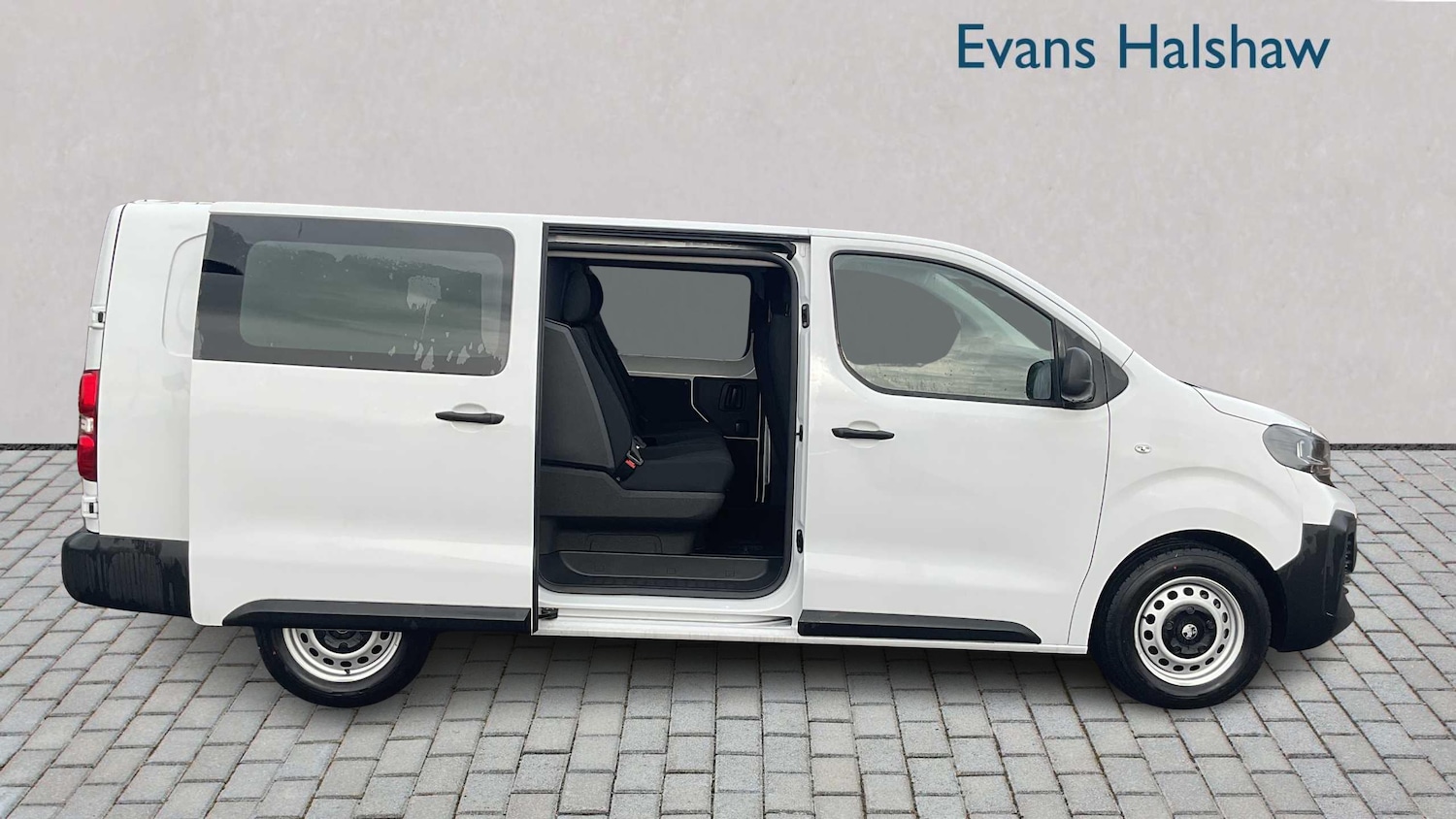 Used Vauxhall Vivaro 2025 for sale - 77861815: Photo 2