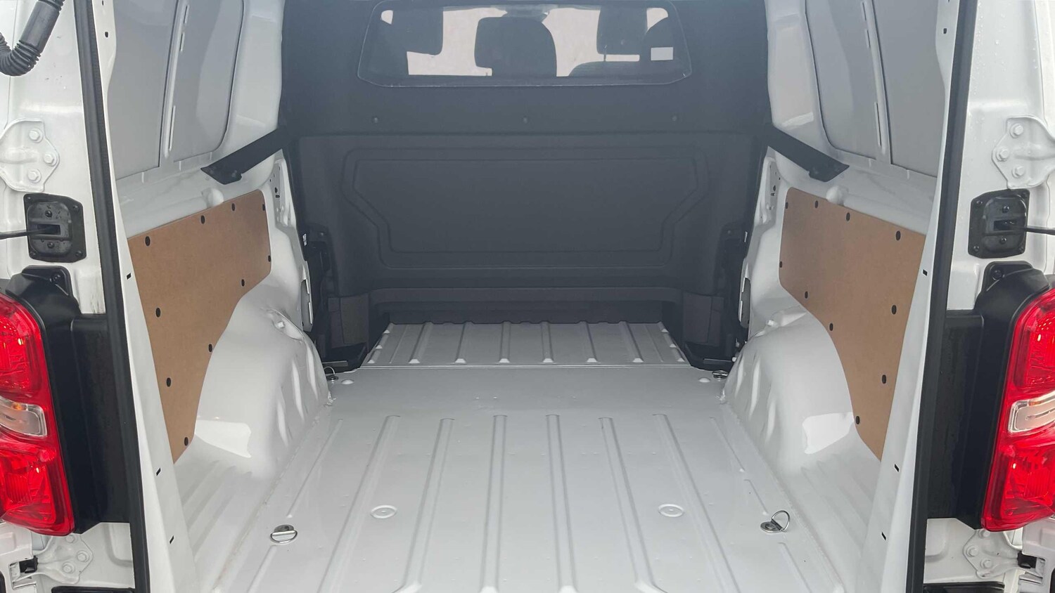 Used Vauxhall Vivaro 2025 for sale - 77861815: Photo 4