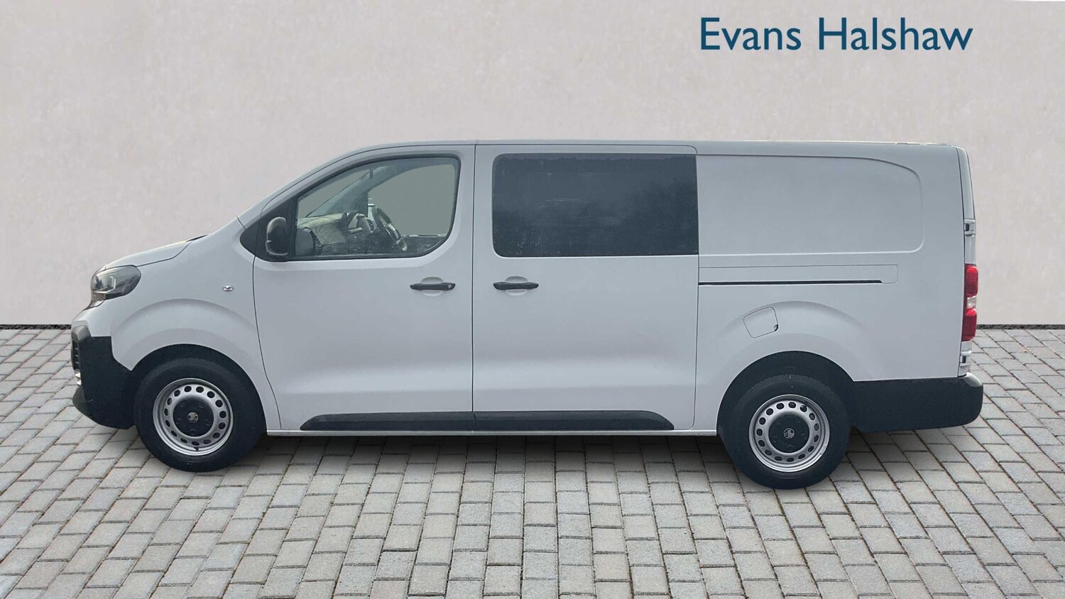 Used Vauxhall Vivaro 2025 for sale - 77861815: Photo 5