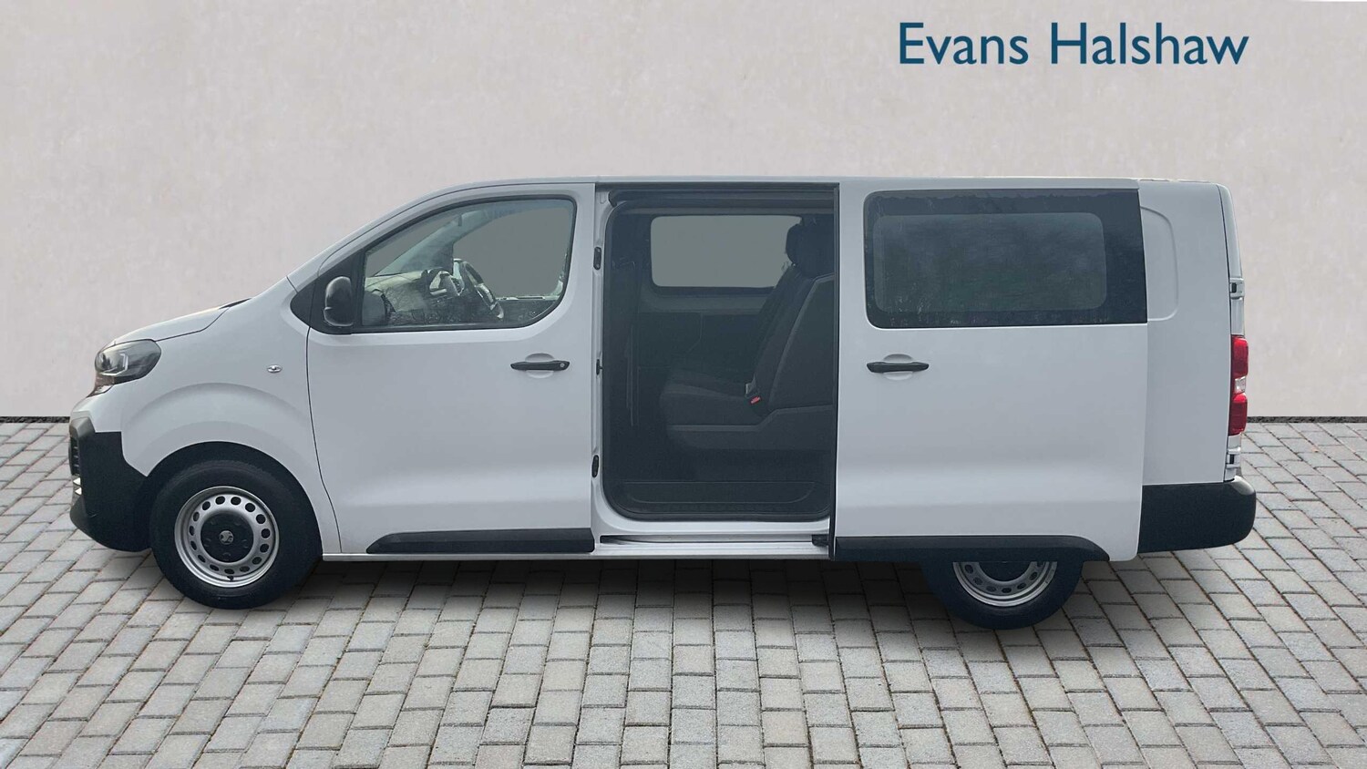 Used Vauxhall Vivaro 2025 for sale - 77861815: Photo 6