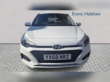 Used Hyundai i20 2018 for sale - 78351881: Photo
