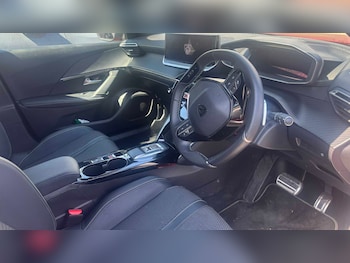 Used Peugeot 2008 2023 for sale - 79415160: Photo