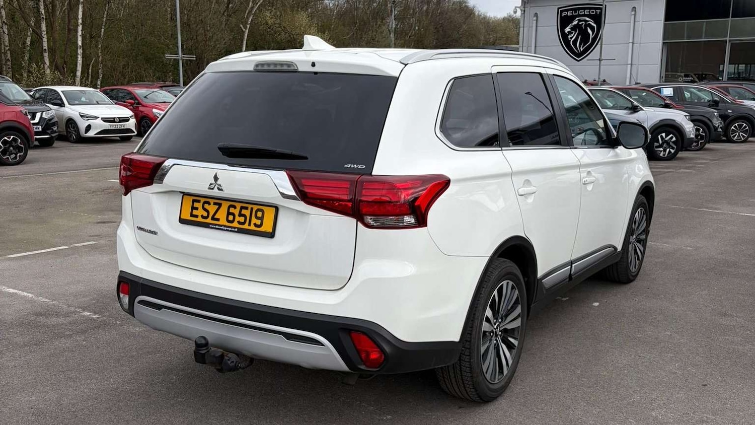 Used Mitsubishi Outlander 2020 for sale - 78173681: Photo 2