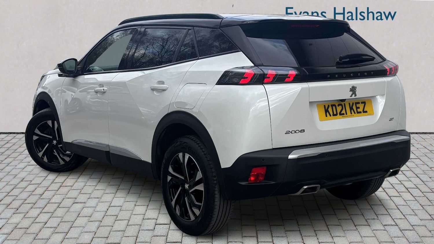 Used Peugeot 2008 2023 for sale - 78137607: Photo 2