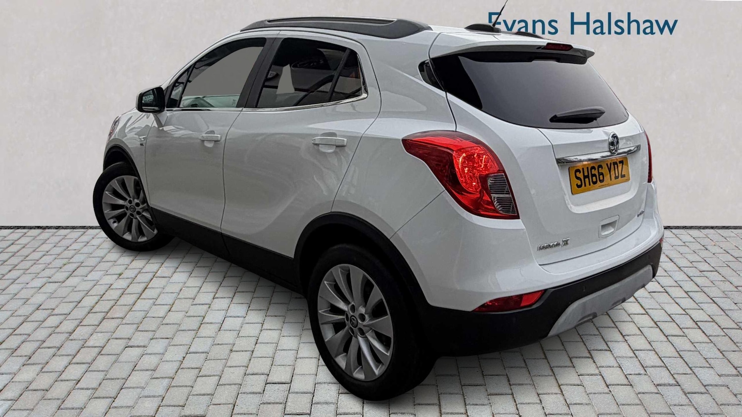 Used Vauxhall Mokka X for sale - 77859208: Photo 2