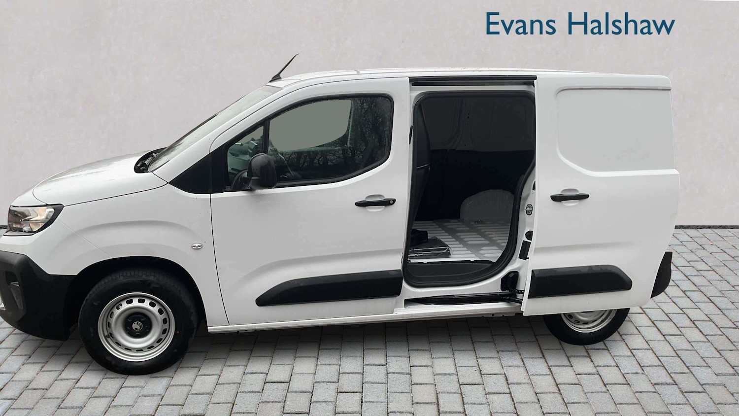 Used Vauxhall Combo 2025 for sale - 77858291: Photo 5