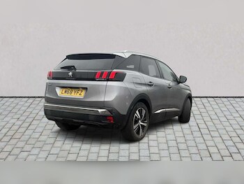 Used Peugeot 3008 2018 for sale - 77858529: Photo