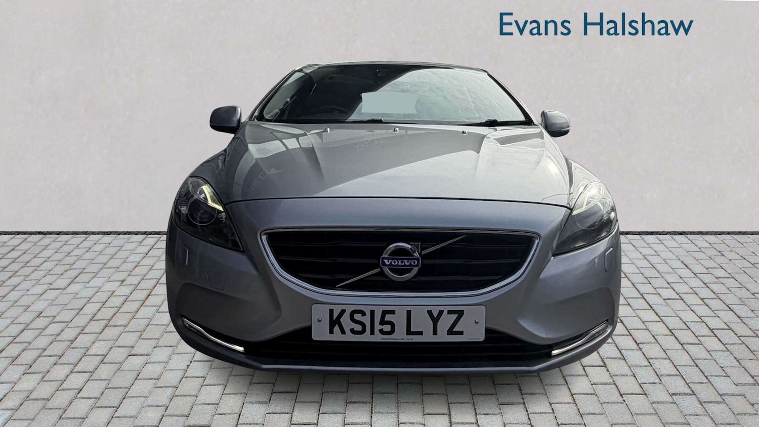 Used Volvo V40 2015 for sale - 77856557: Photo 5