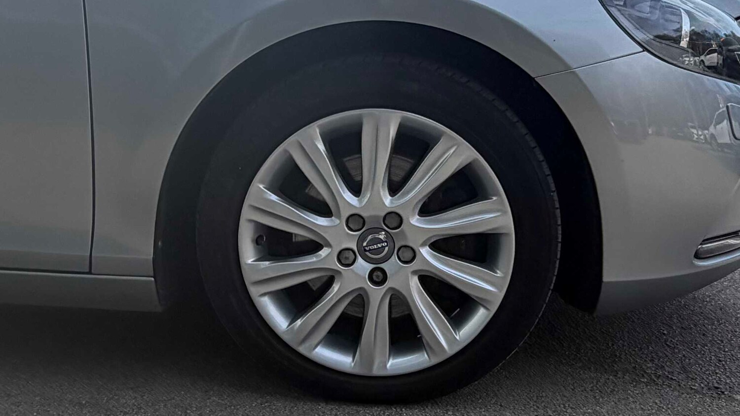 Used Volvo V40 2015 for sale - 77856557: Photo 7