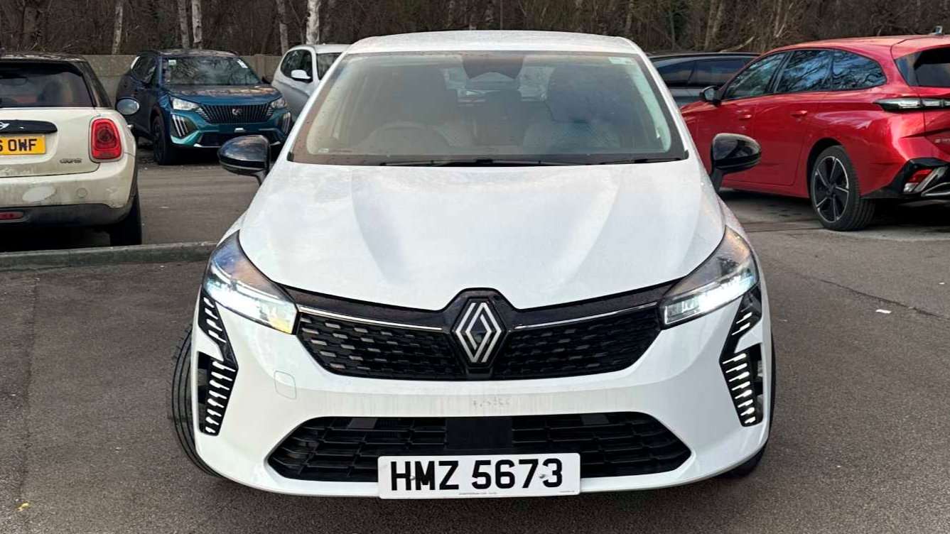 Used Renault Clio 2025 for sale - 77857875: Photo 2