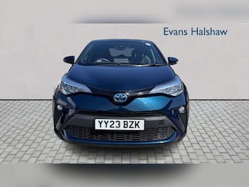 Used Toyota C-HR 2023 for sale - 79672211: Photo