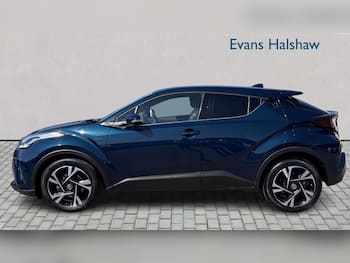 Used Toyota C-HR 2023 for sale - 79672211: Photo