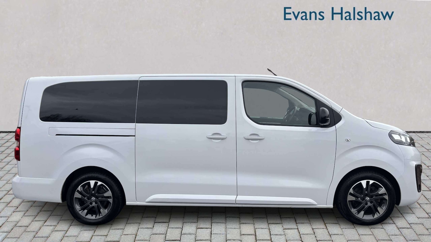 Used Vauxhall Vivaro Life 2023 for sale - 77996141: Photo 3