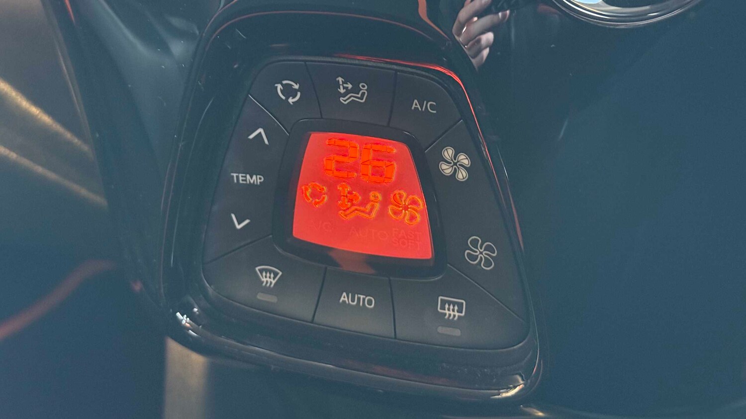 Used Toyota AYGO for sale - 77858263: Photo 24