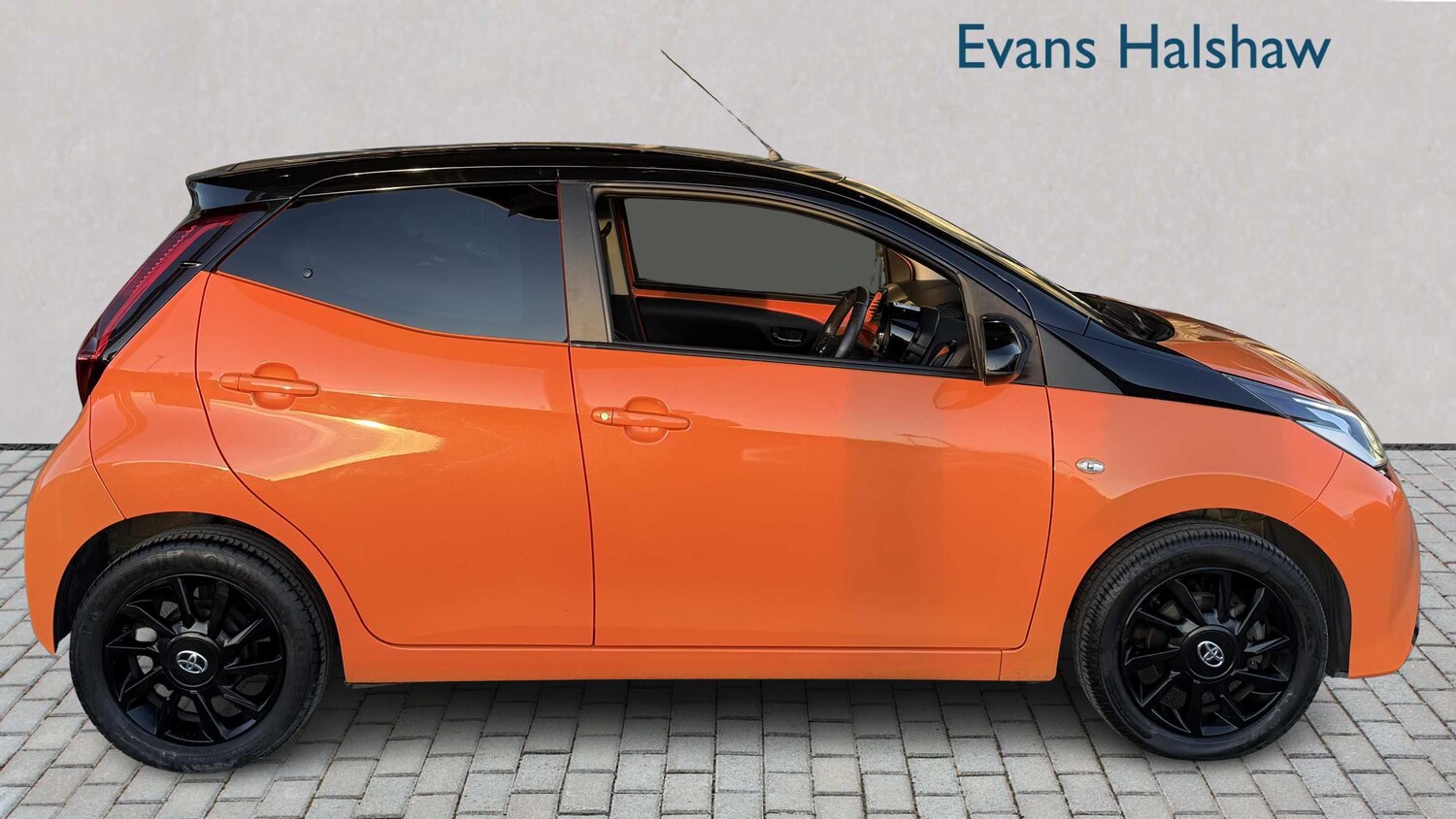 Used Toyota AYGO for sale - 77858263: Photo 8