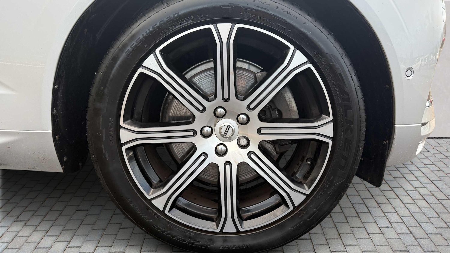 Used Volvo XC60 for sale - 77858288: Photo 10