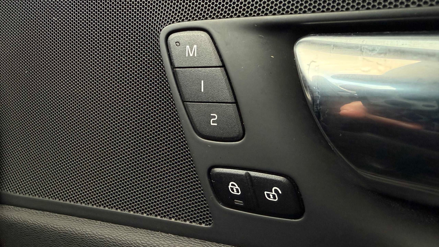 Used Volvo XC60 for sale - 77858288: Photo 25