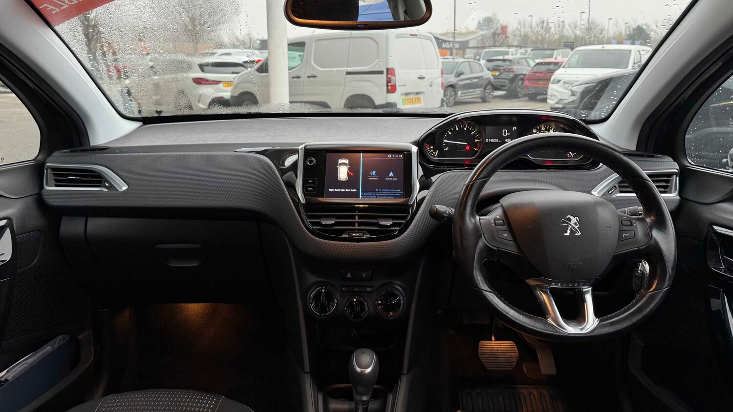 Used Peugeot 208 for sale - 77858810: Photo 30