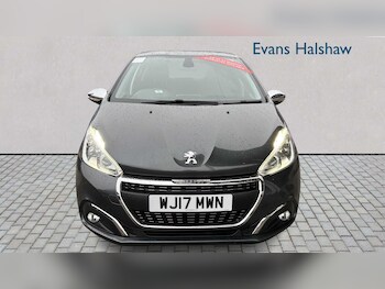 Used Peugeot 208 2017 for sale - 77858810: Photo
