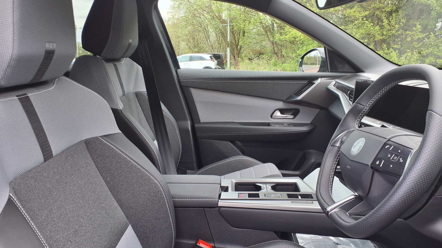 Used Vauxhall Grandland for sale - 77861382: Photo 12