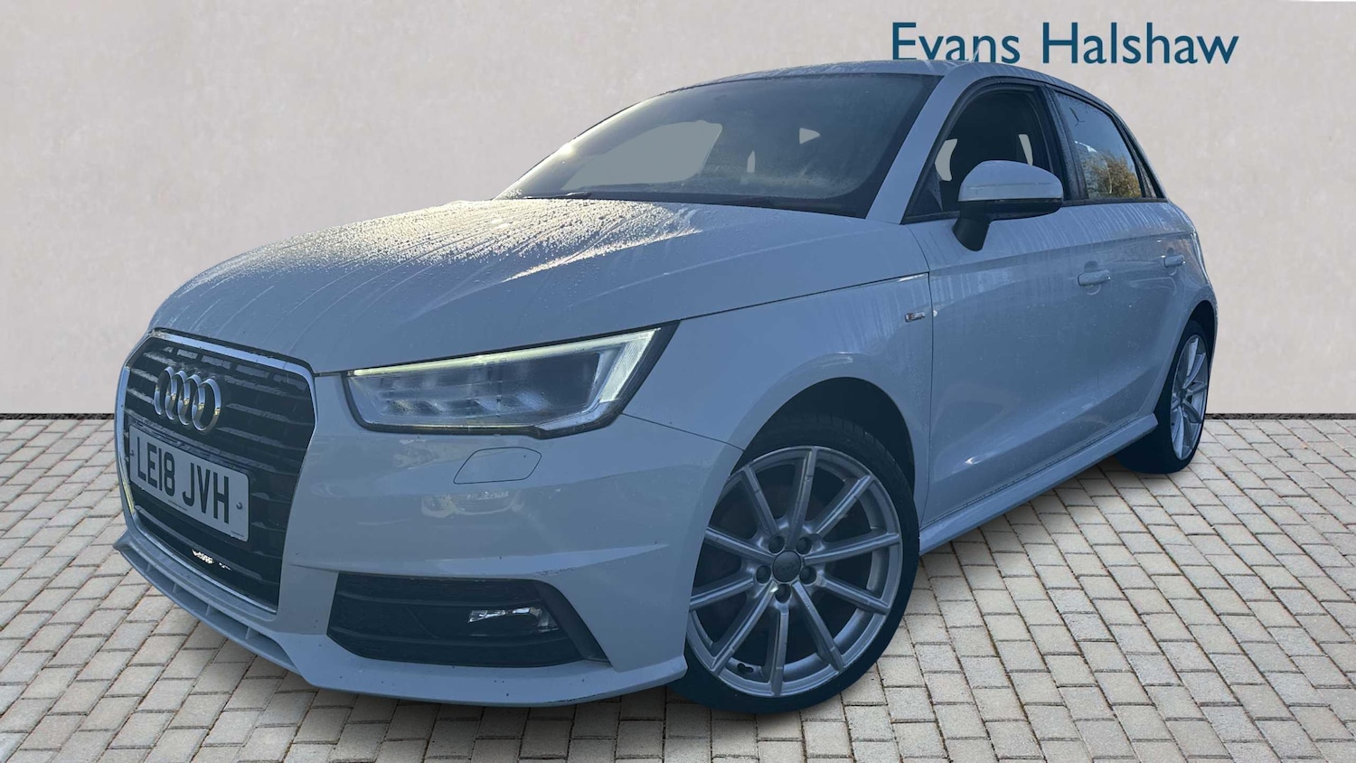 Used Audi A1 for sale - 77861798: Photo 2