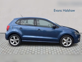 Used Volkswagen Polo 2015 for sale - 79428865: Photo