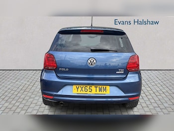 Used Volkswagen Polo 2015 for sale - 79428865: Photo